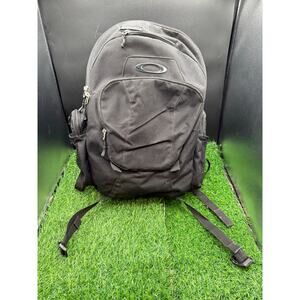 Oakley 30L Blade Backpack - School Bag - FOS901100